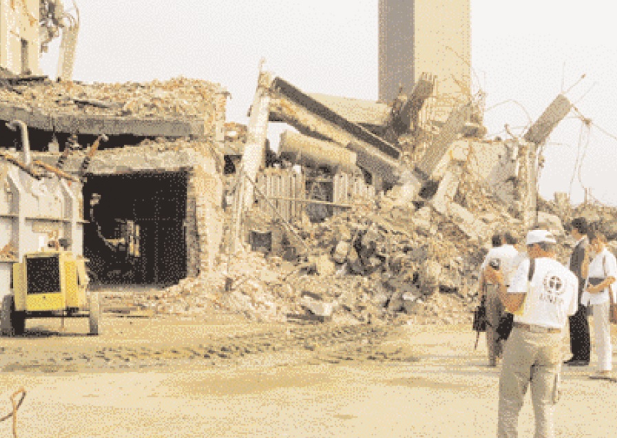The Kosovo Conflict: Consequences for the Environment and Human Settlements